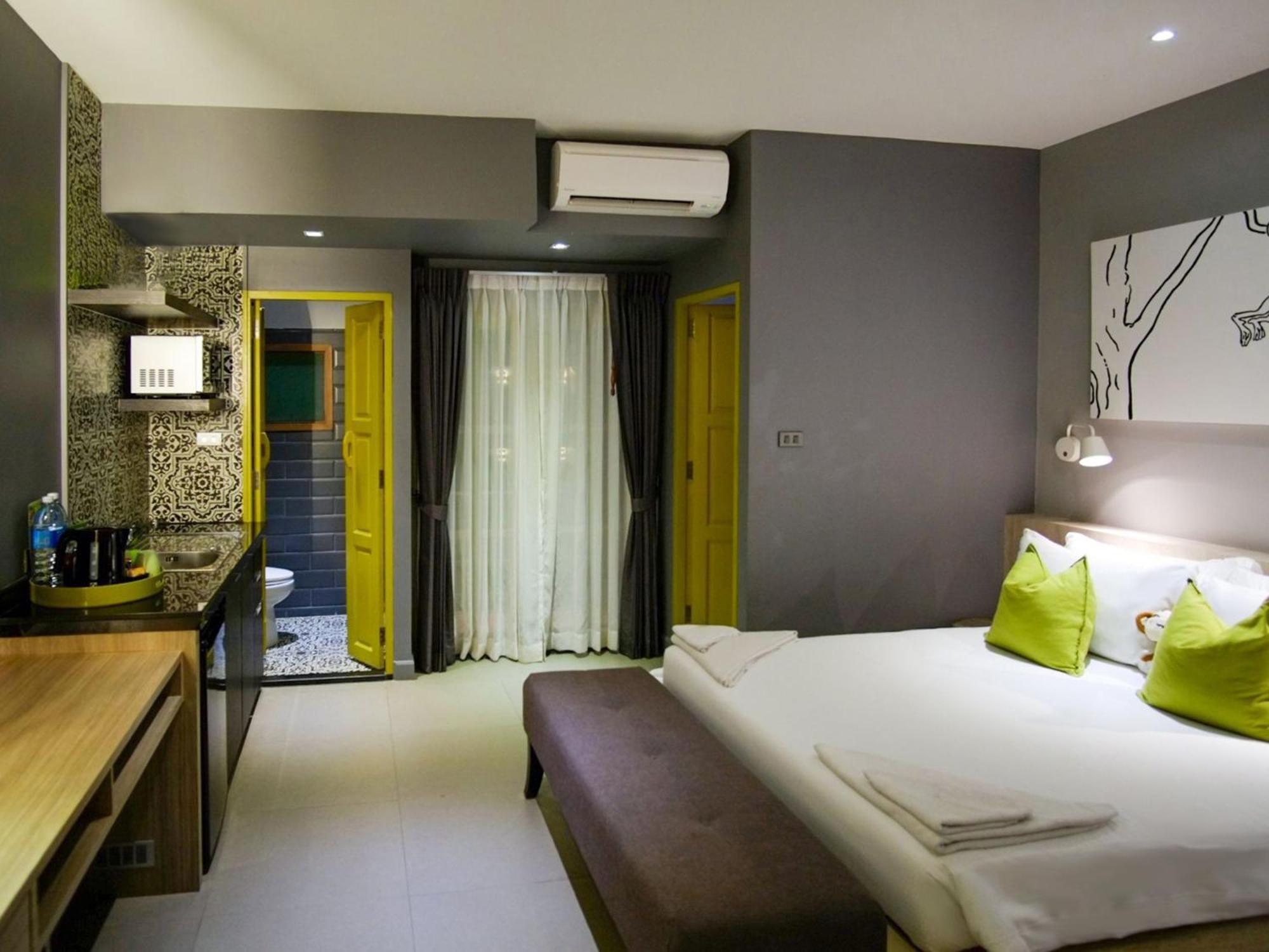 Ploen Chaweng By Tolani Hotel Exterior photo