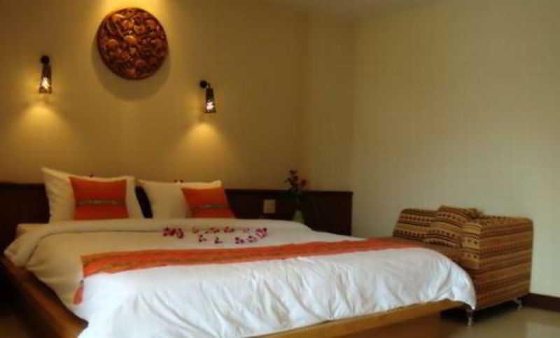 Ploen Chaweng By Tolani Hotel Exterior photo