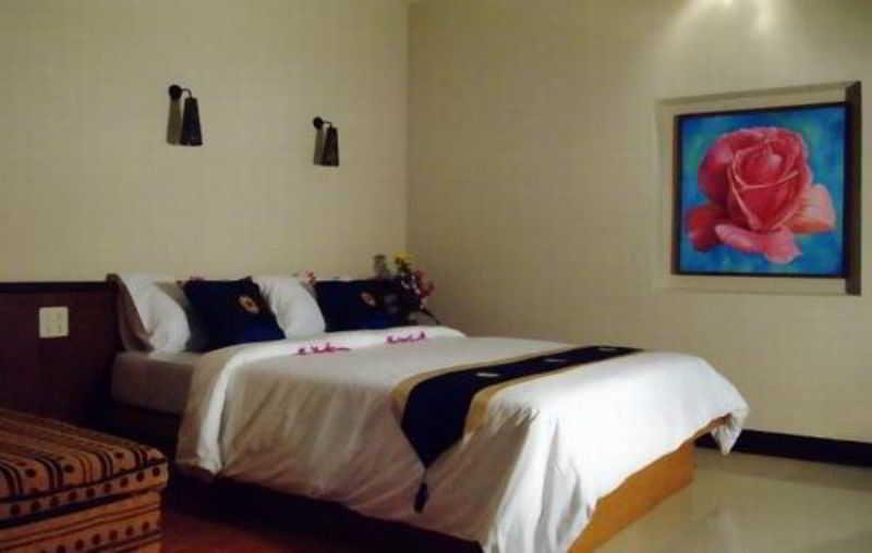 Ploen Chaweng By Tolani Hotel Exterior photo