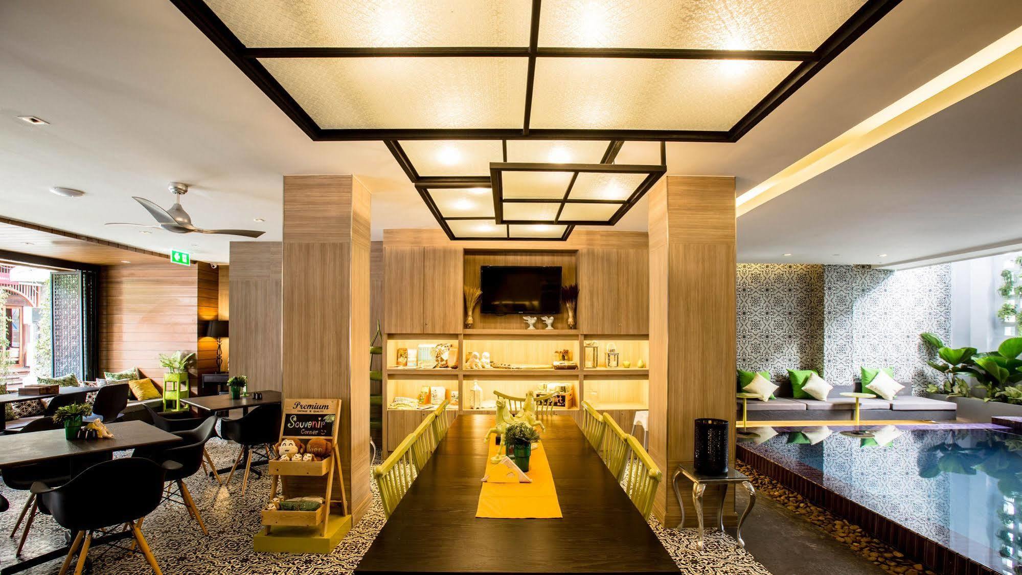 Ploen Chaweng By Tolani Hotel Exterior photo