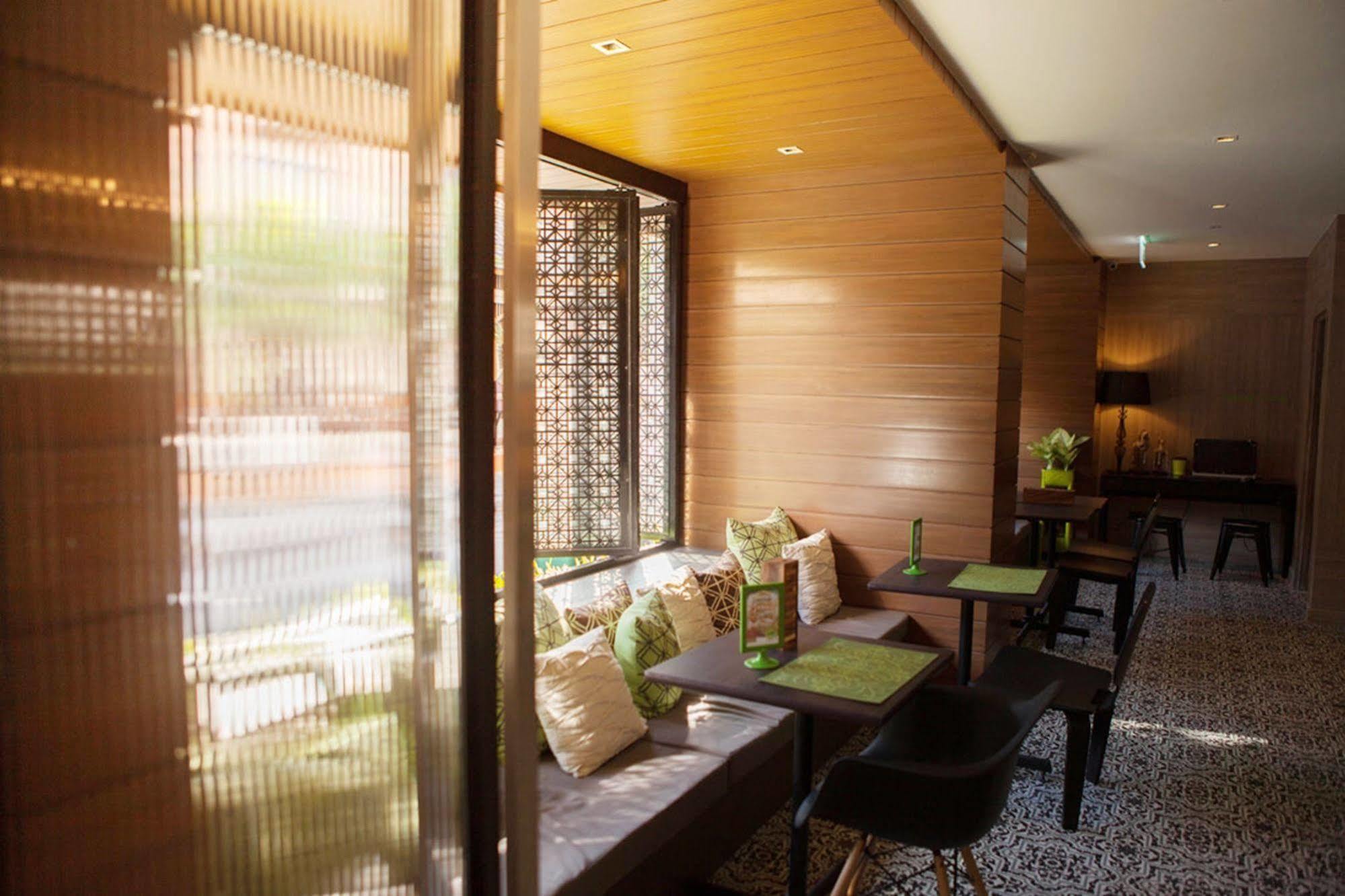 Ploen Chaweng By Tolani Hotel Exterior photo